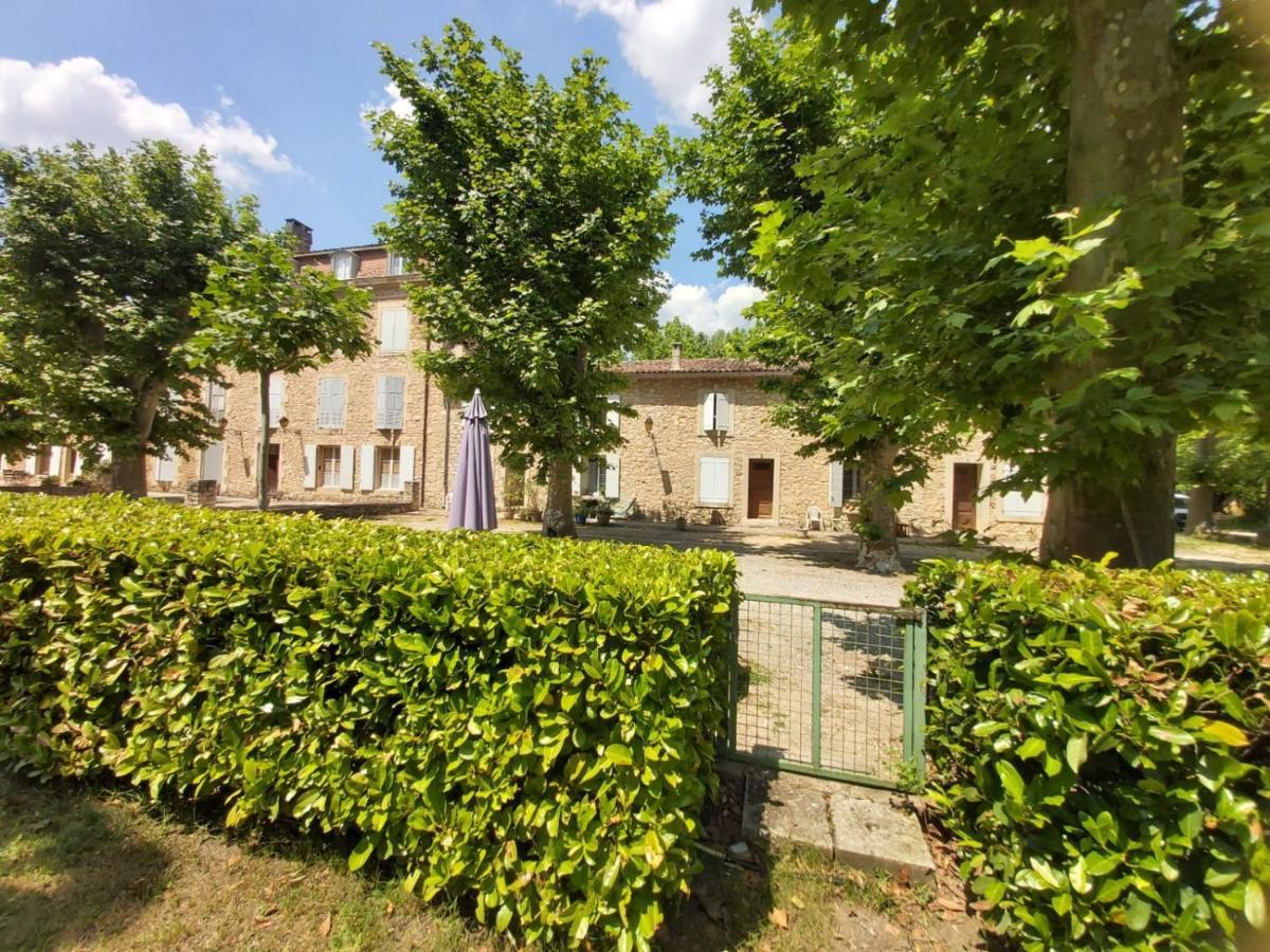 Superbe En Résidence Avec Piscine Dans Le Luberon Au Pied Du Colorado Provencal Appartement Rustrel
