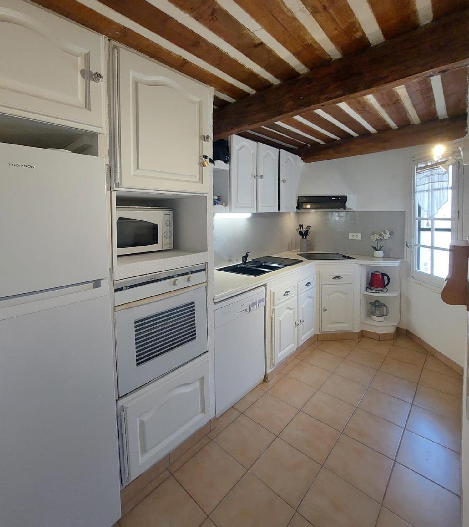 Eblouissant Au Calme D'une Avec Piscine Idealement Situe Au Pied Du Colorado Provencal Dans Le Prestigieux Luberon Rustrel